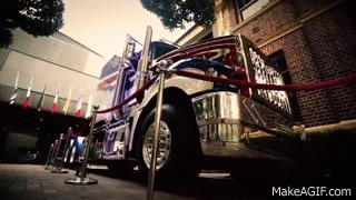 WATCH_HOW_A_CUSTOM_MACK_TRUCK_IS_BUILT_FOR_ROYALTY (3)