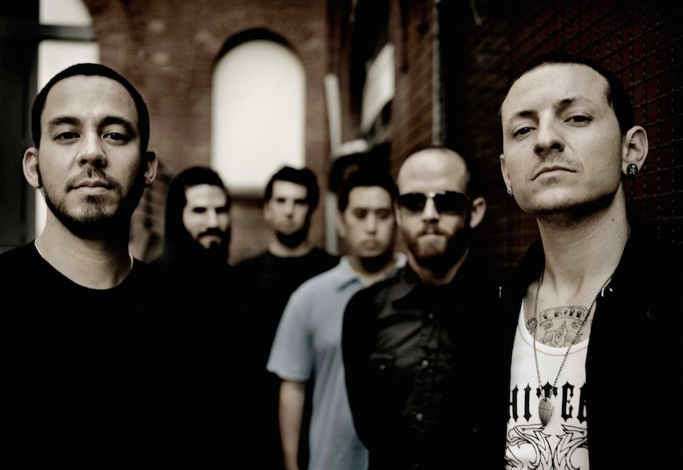 Penyanyi Utama Linkin Park, Chester Bennington Bunuh Diri