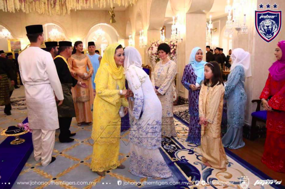 Foto Sekitar Majlis Perkahwinan Tunku Aminah Dennis Yang Meriah Cantik