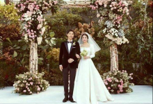 [FOTO] ‘Pasangan Serasi!’ – Perkahwinan Joong Ki & Hye Kyo Tarik Perhatian Netizen. Cantiknya!