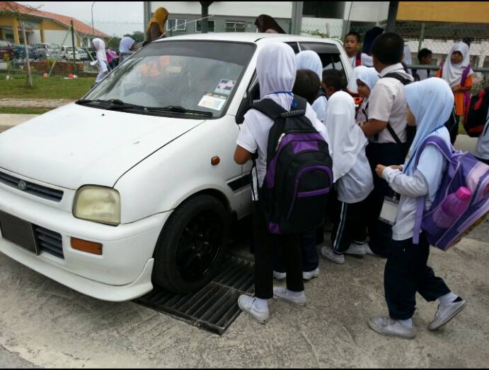 Dik Kancil Tu Isi Minyak Kuning Rm9 80 Apa Yang Dilakukan Mat Motor Ini Sungguh Tak Disangka Sangka