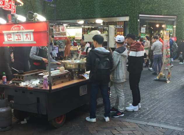Mahu Makan Makanan Halal Di Korea Tapi Lelaki Malaysia Ini 