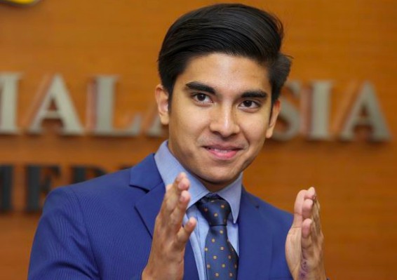 Gambar Berendam Ais Ditegur Netizen, Ini Pesan Syed Saddiq Kepada Media