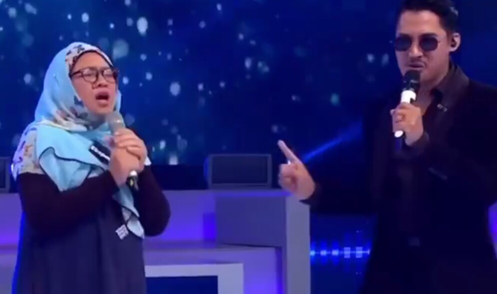 [VIDEO] Berjaya Kelirukan Hael, Nyanyian Sumbang Wanita Ini Di I Can See Your Voice Malaysia Bikin Geli Hati!