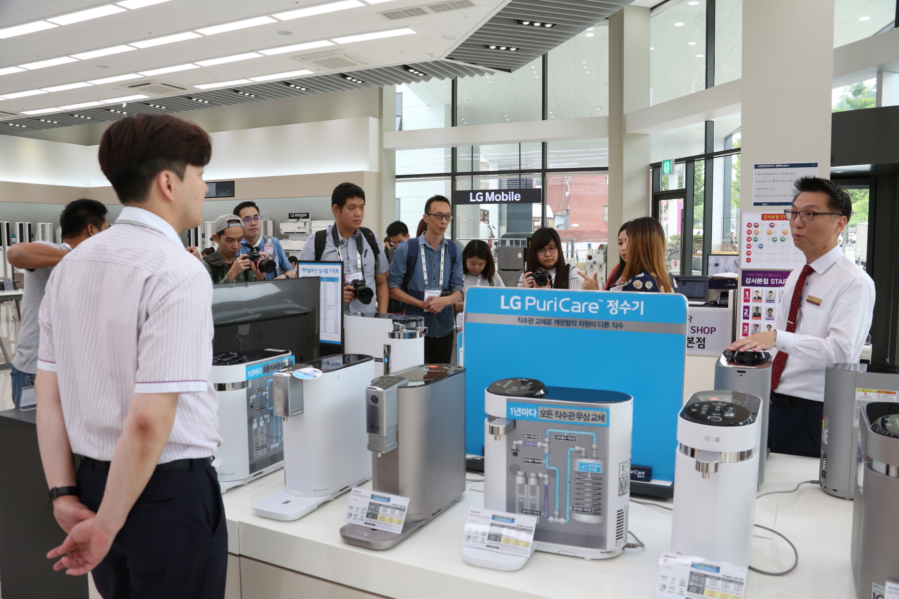 Lawatan Ke Kilang LG, Seoul Betul-Betul Buat Admin Jatuh Hati Dengan Teknologi Terbaru Dari LG Ni!