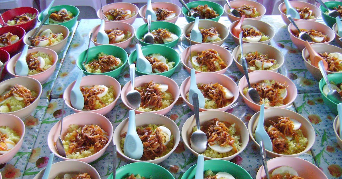 Netizen Sokong Kerajaan Beri Makanan Percuma Kepada Pelajar Mulai Januari Tahun Hadapan